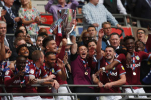 Aston Villa advance to Premier League